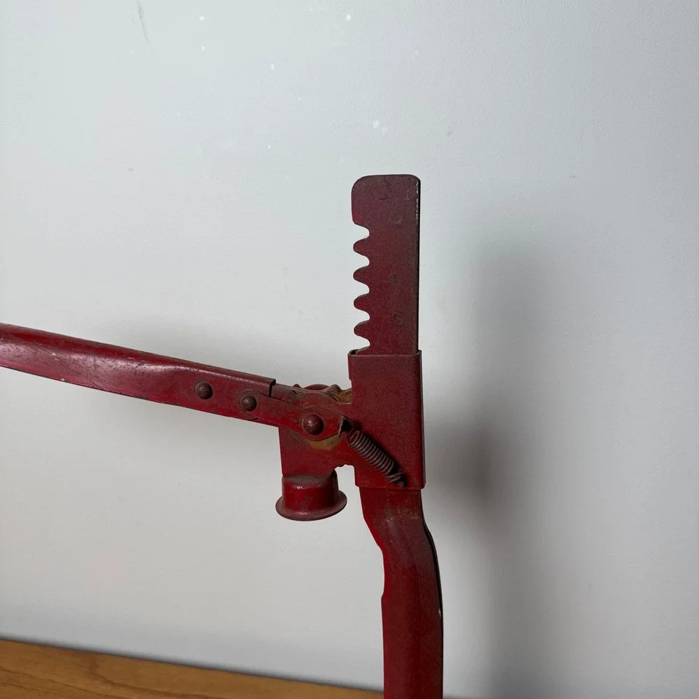 Vintage Red Metal‎ Bottle Capper Tool Manual Hand Crank Adjustable